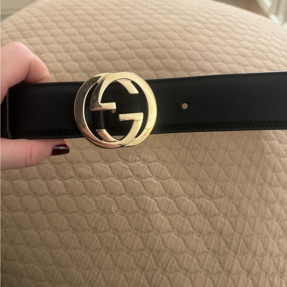 Gucci Black Calfskin Leather Belt with Interlocking GG Gold-Tone Buckle